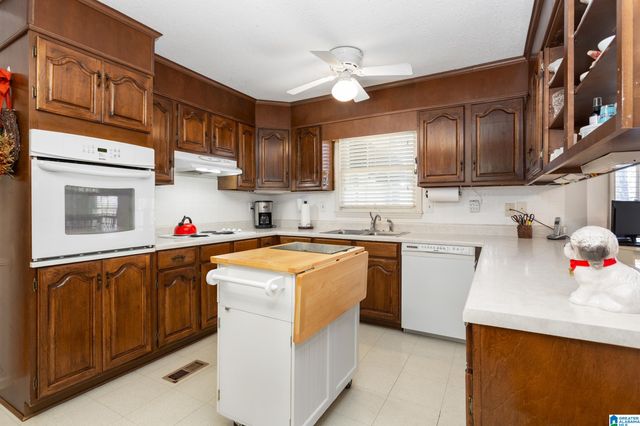 2300 HATHAWAY HEIGHTS ROAD, Anniston, AL 36207