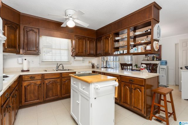 2300 HATHAWAY HEIGHTS ROAD, Anniston, AL 36207