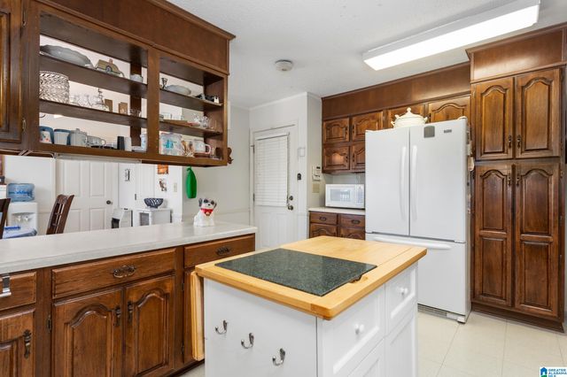 2300 HATHAWAY HEIGHTS ROAD, Anniston, AL 36207