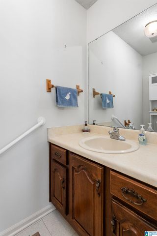 2300 HATHAWAY HEIGHTS ROAD, Anniston, AL 36207