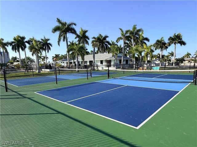 56 Doubloon WAY, Fort Myers Beach, FL 33931