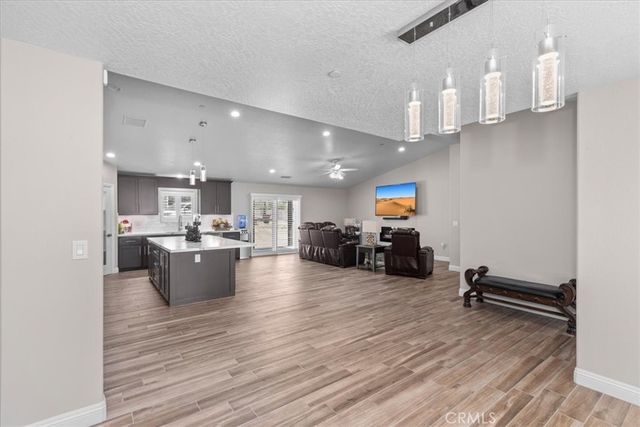 18332 Catalpa, Hesperia, CA 92345