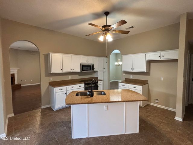 1705 Cedar Lake Cove, Hernando, MS 38632