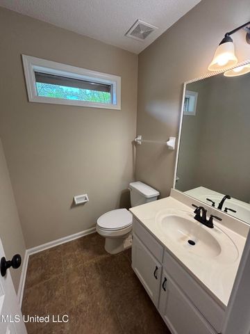 1705 Cedar Lake Cove, Hernando, MS 38632