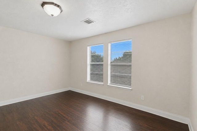 515 Riggs Street, Baytown, TX 77520