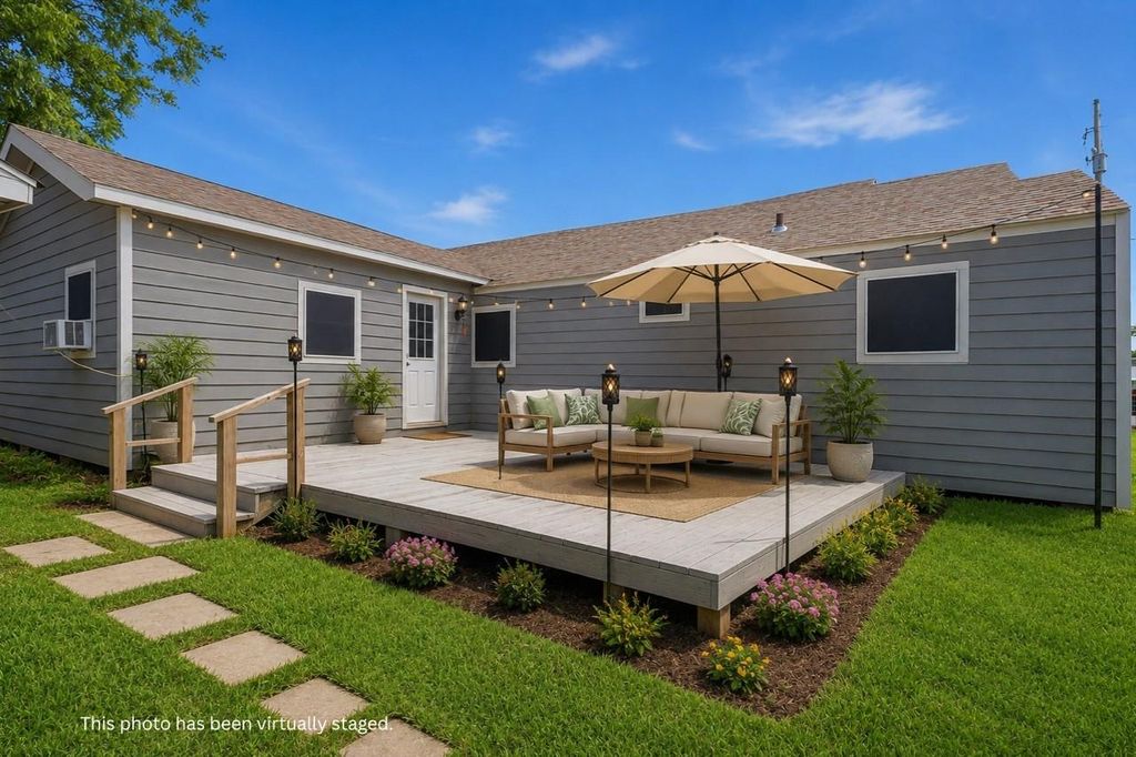 515 Riggs Street, Baytown, TX 77520