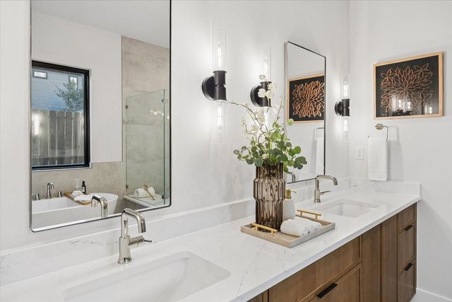 1212 Candlelight Lane, Houston, TX 77018