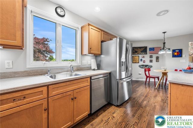 1223 Morning Star Drive, Lower Macungie Twp, PA 18106
