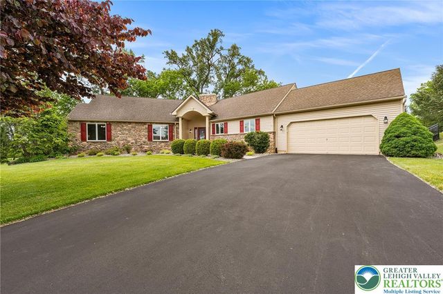 1223 Morning Star Drive, Lower Macungie Twp, PA 18106