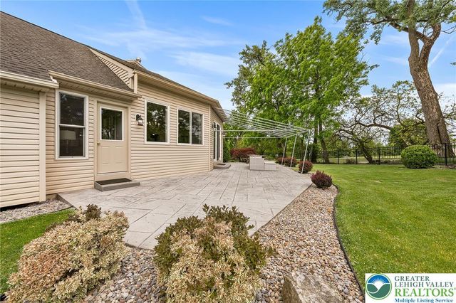 1223 Morning Star Drive, Lower Macungie Twp, PA 18106
