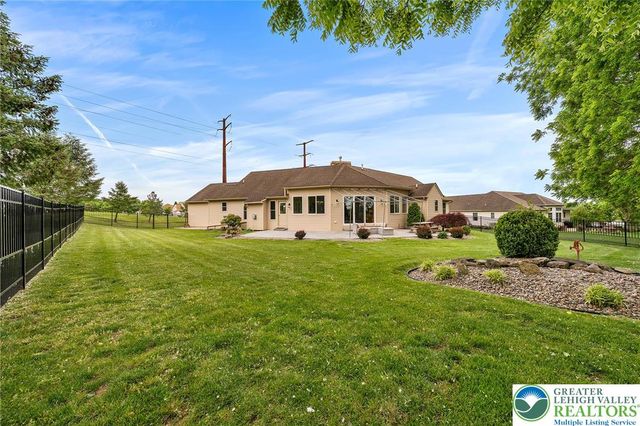 1223 Morning Star Drive, Lower Macungie Twp, PA 18106