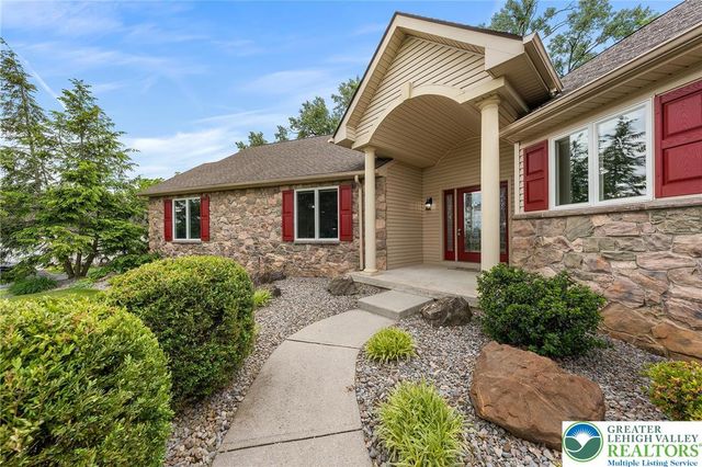 1223 Morning Star Drive, Lower Macungie Twp, PA 18106