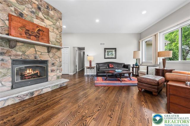 1223 Morning Star Drive, Lower Macungie Twp, PA 18106