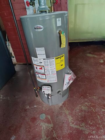 219 N 20th Street, Escanaba, MI 49829