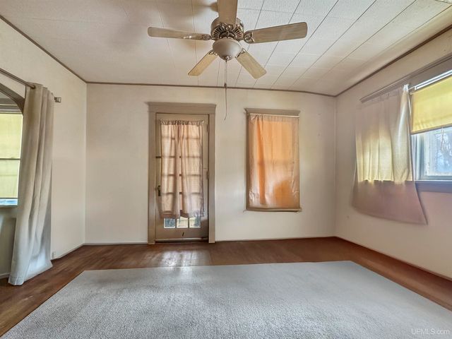 219 N 20th Street, Escanaba, MI 49829