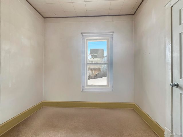 219 N 20th Street, Escanaba, MI 49829