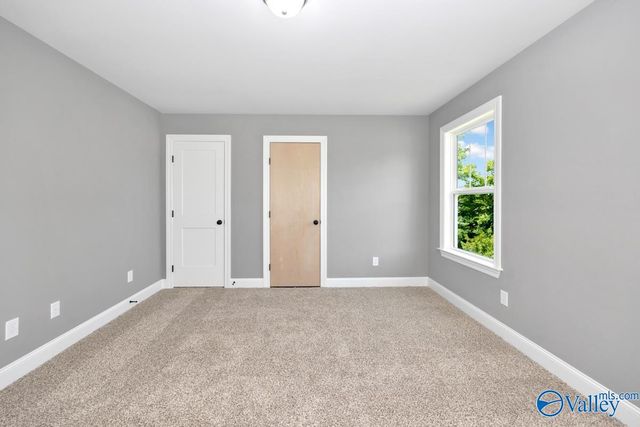 327 Pension Row, Madison, AL 35758