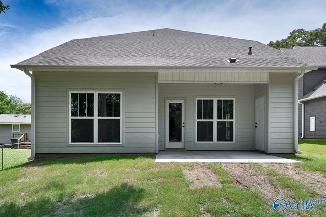 327 Pension Row, Madison, AL 35758