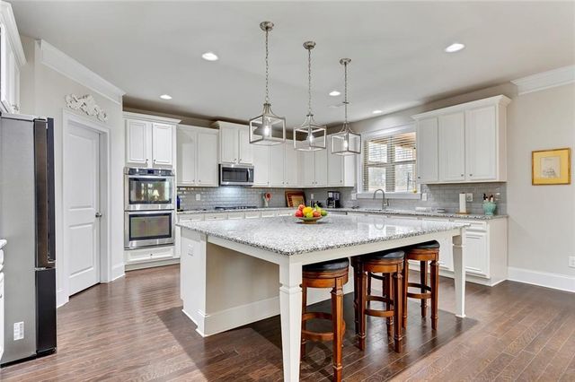 319 Hillgrove Drive, Canton, GA 30114