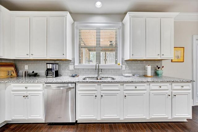 319 Hillgrove Drive, Canton, GA 30114