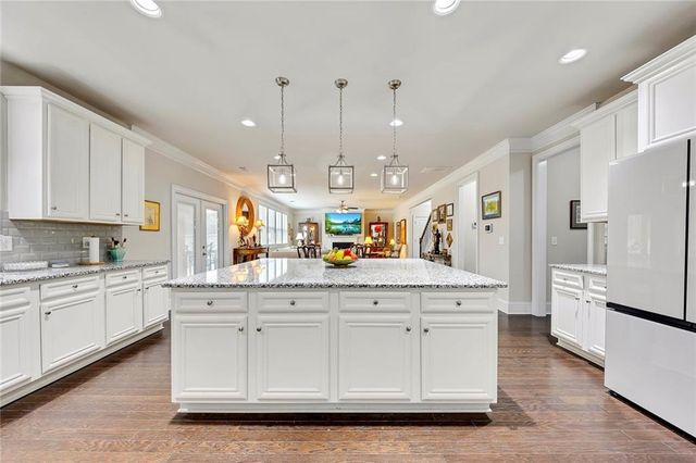 319 Hillgrove Drive, Canton, GA 30114