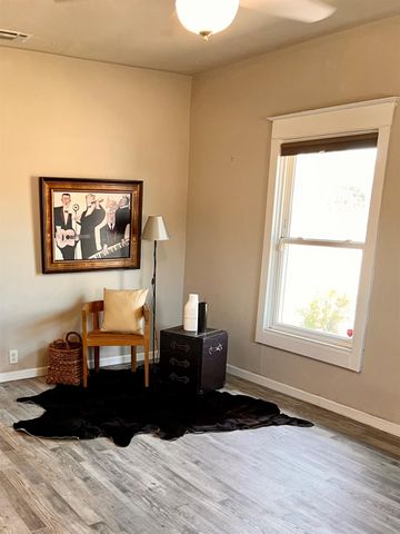 3427 N Hunter St, Stockton, CA 95204