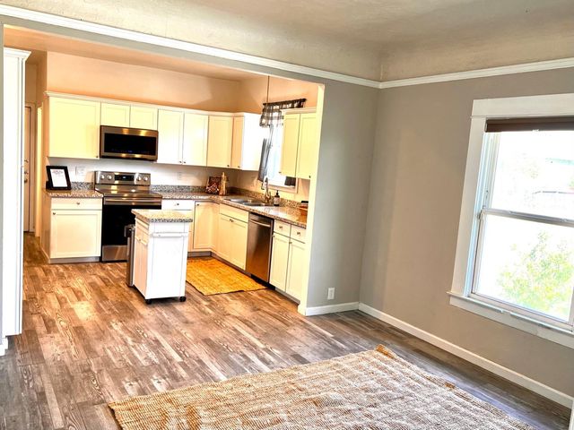 3427 N Hunter St, Stockton, CA 95204