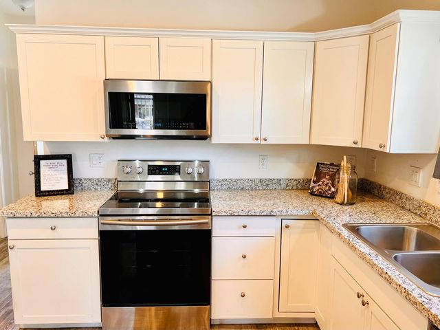 3427 N Hunter St, Stockton, CA 95204