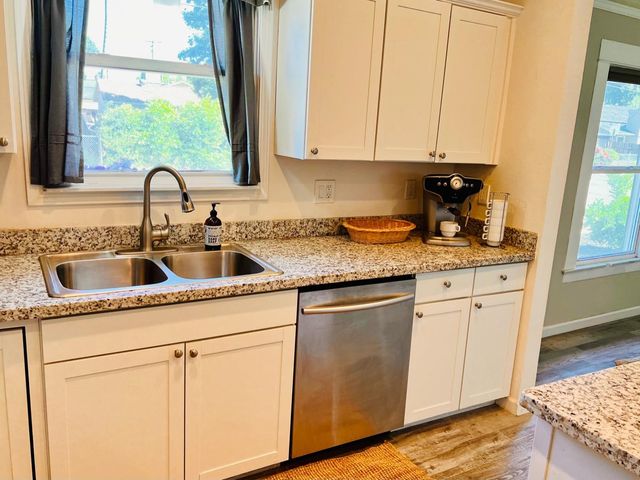 3427 N Hunter St, Stockton, CA 95204