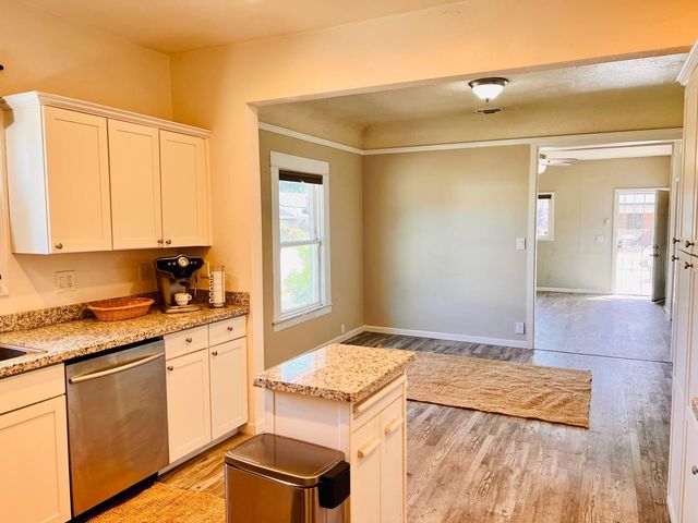 3427 N Hunter St, Stockton, CA 95204