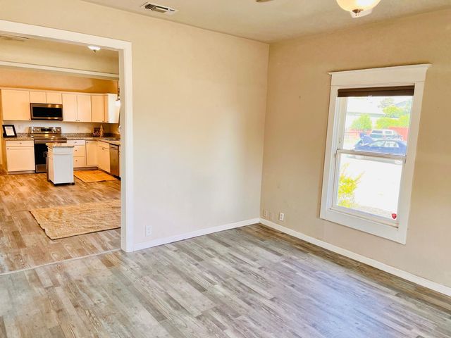 3427 N Hunter St, Stockton, CA 95204