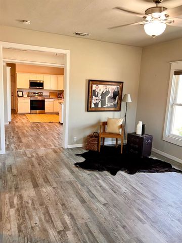 3427 N Hunter St, Stockton, CA 95204