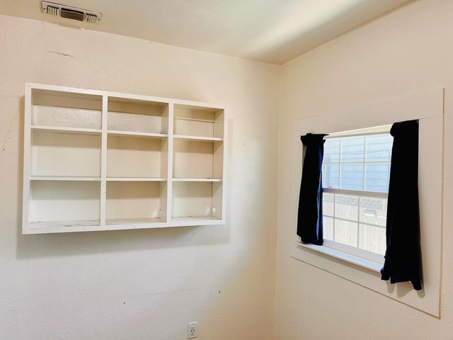 3427 N Hunter St, Stockton, CA 95204