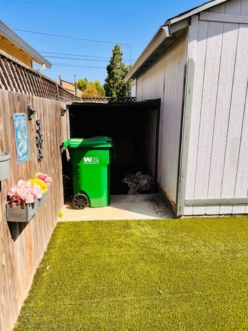 3427 N Hunter St, Stockton, CA 95204