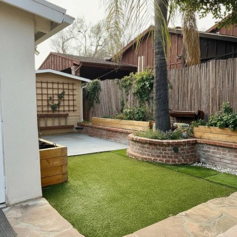 11905 Hartsook, Valley Village, CA 91607