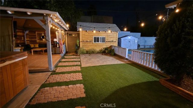 11905 Hartsook, Valley Village, CA 91607