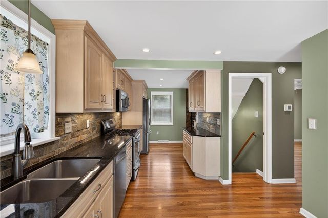 417 East Fairview Street, Bethlehem City, PA 18018