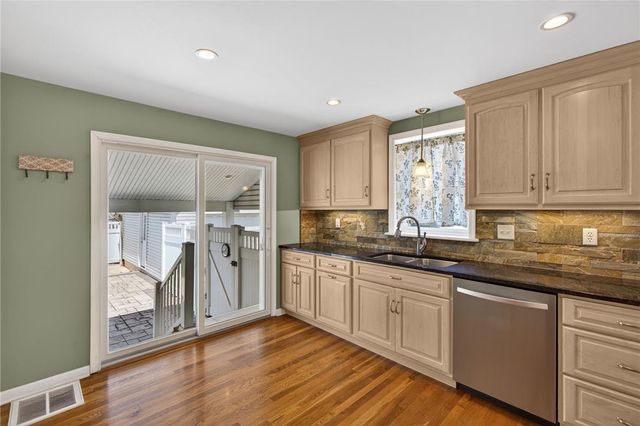 417 East Fairview Street, Bethlehem City, PA 18018