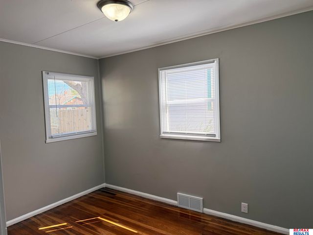 1032 E 12 Street, Fremont, NE 68025