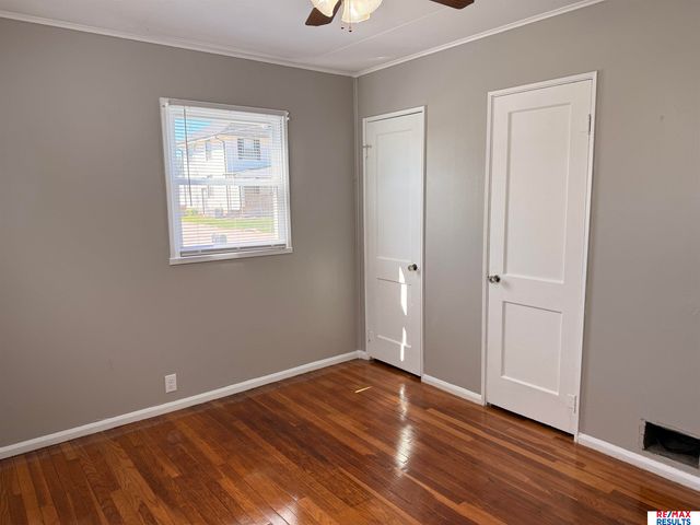 1032 E 12 Street, Fremont, NE 68025