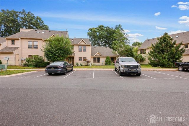 607 Bluebell Dr Drive, Jackson, NJ 08527