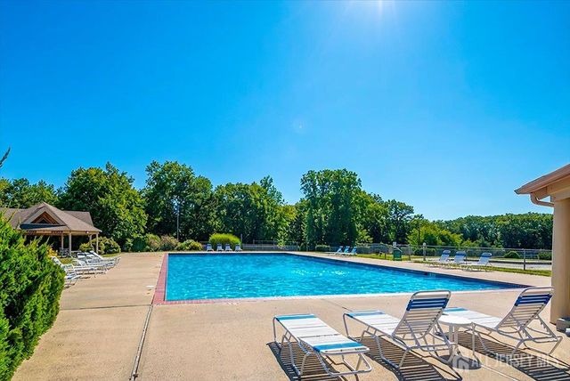 607 Bluebell Dr Drive, Jackson, NJ 08527