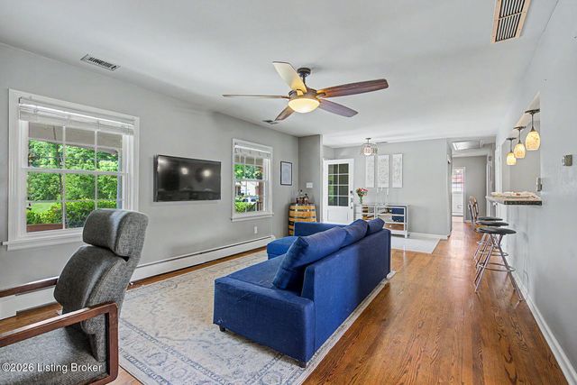 4001 Kirby Ln, Louisville, KY 40299