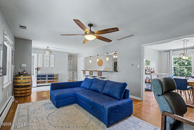 4001 Kirby Ln, Louisville, KY 40299