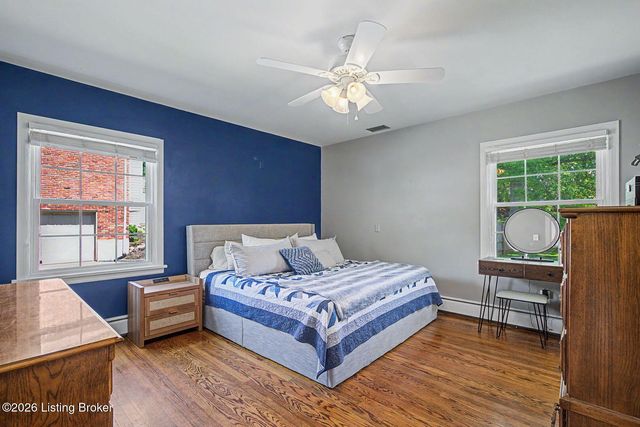 4001 Kirby Ln, Louisville, KY 40299