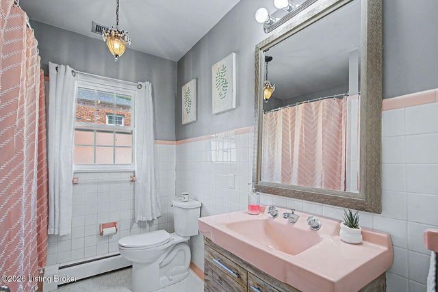 4001 Kirby Ln, Louisville, KY 40299