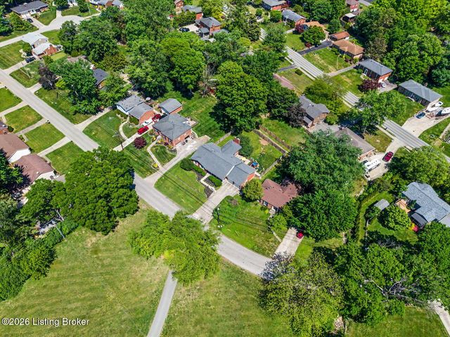 4001 Kirby Ln, Louisville, KY 40299