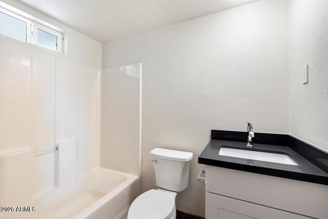 625 W 12th Street, Tempe, AZ 85281