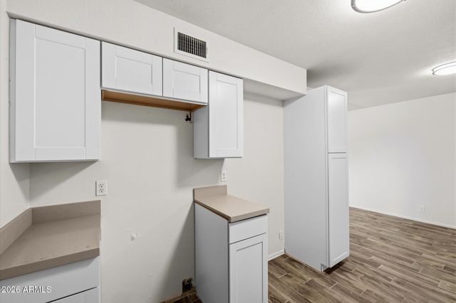 625 W 12th Street, Tempe, AZ 85281