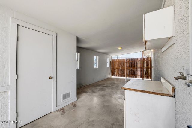 625 W 12th Street, Tempe, AZ 85281